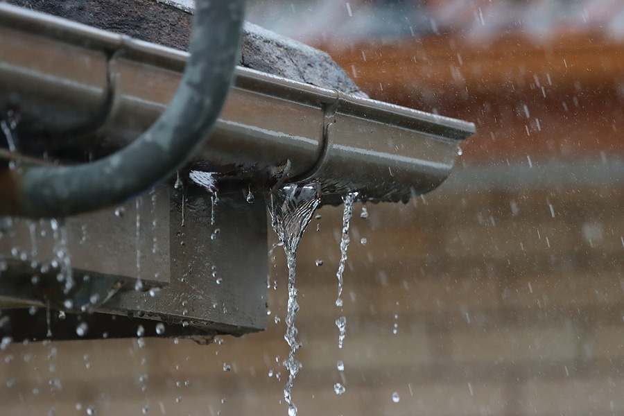 3 Benefits of Timely Gutter Repairs for Florida Homes
